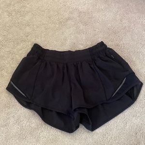 Lululemon hotty hot shorts regular
